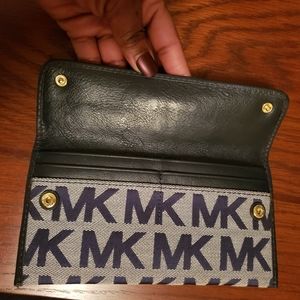 Michael Kors Flat Wallet